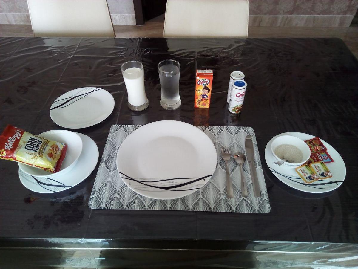 Lakeview Service Apartments Калькутта Экстерьер фото
